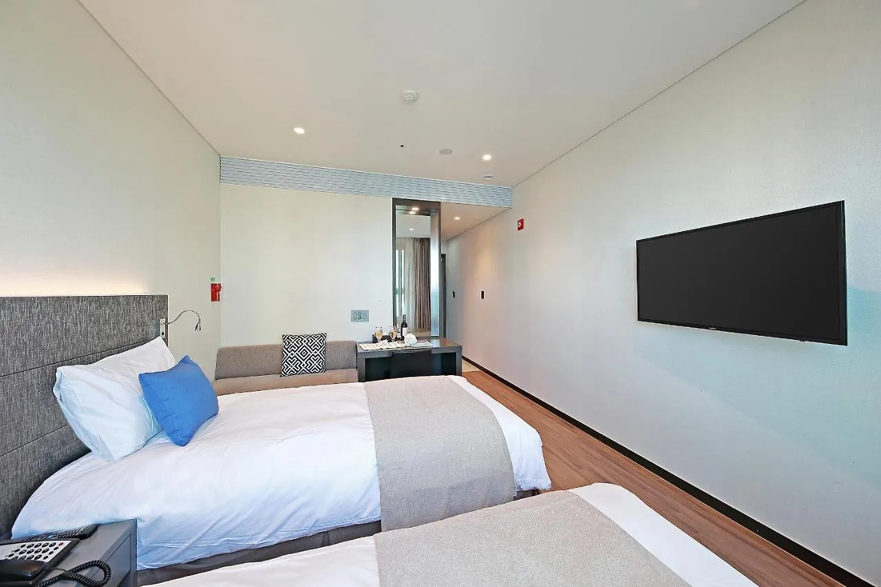 Airsky Hotel Incheon 4*,