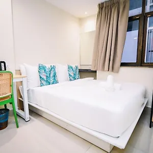 Swing & Pillows - Jalan Imbi 2* Kuala Lumpur