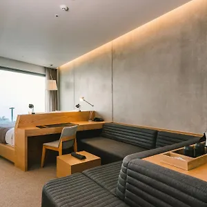 Nest Hotel