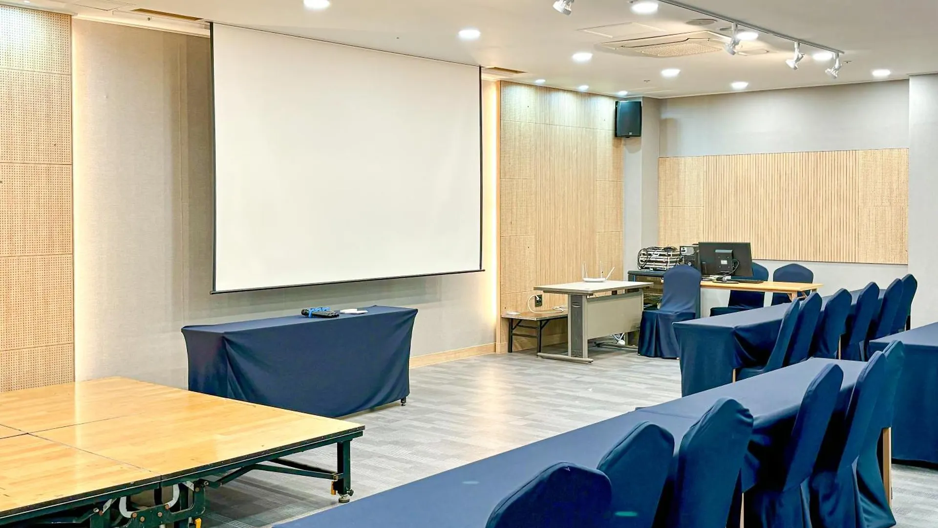 ****  Airsky Hotel Incheon South Korea